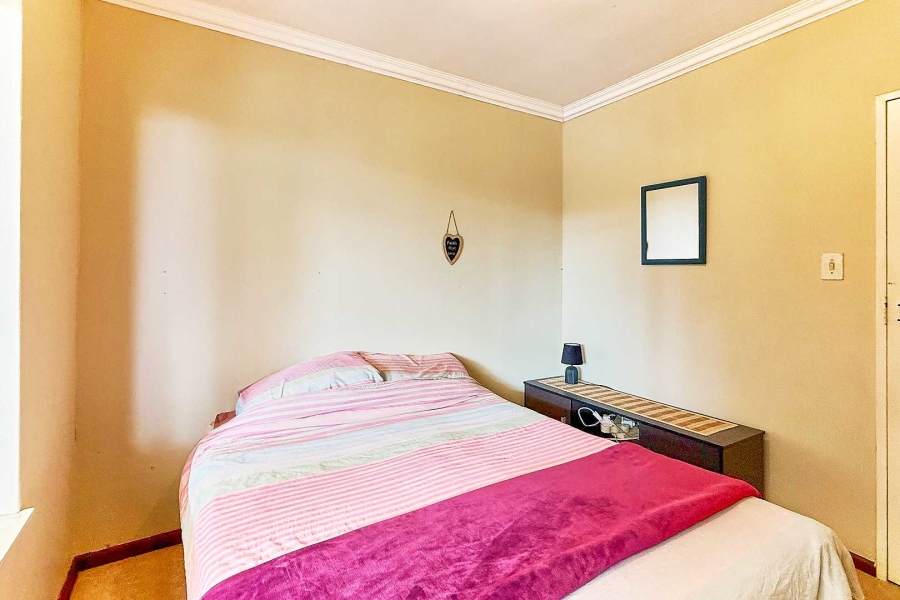 5 Bedroom Property for Sale in Flamingo Vlei Western Cape